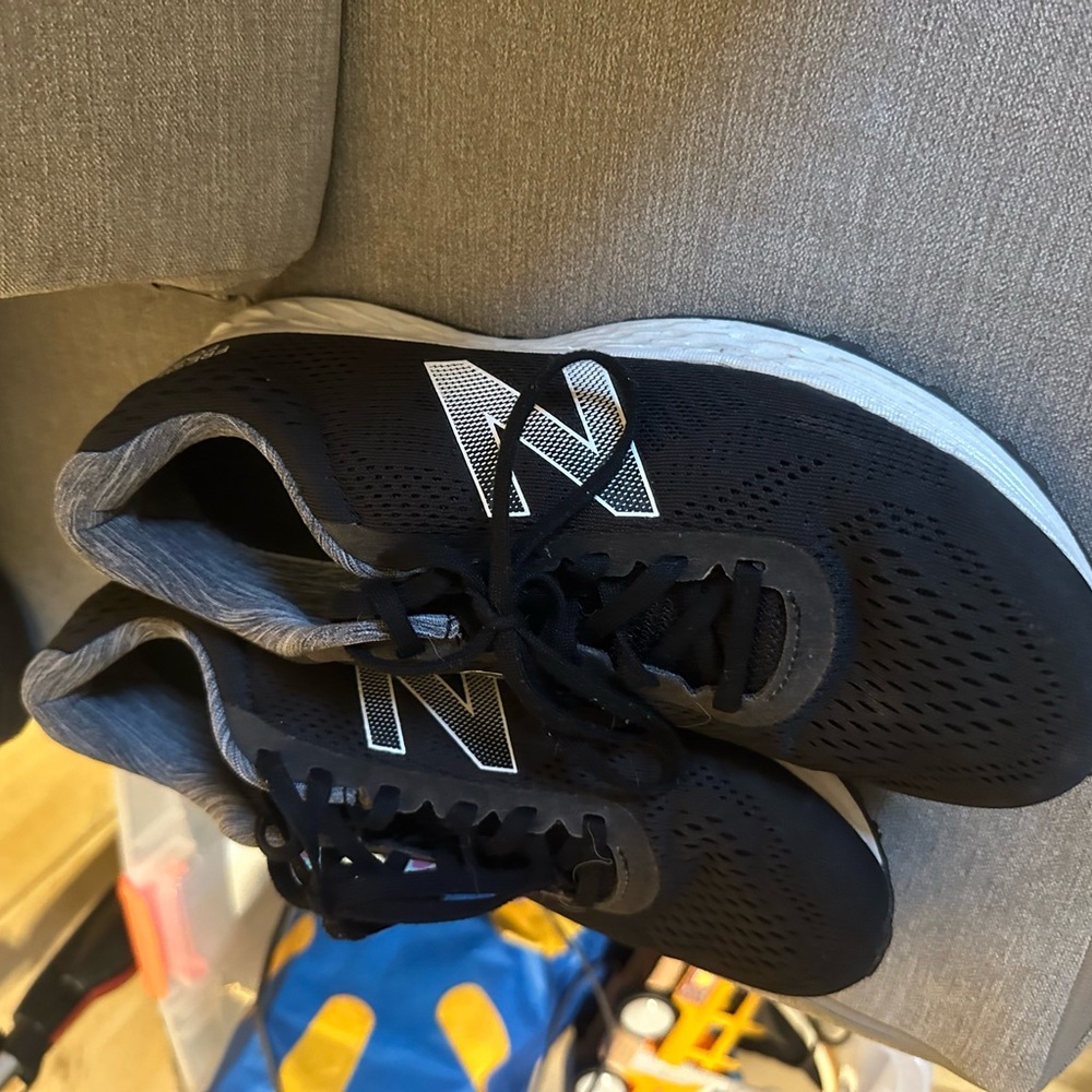Women’s new balance size 10